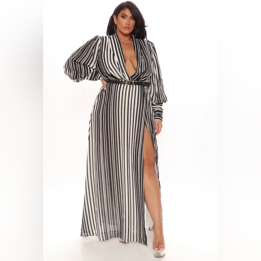 Fashion Nova- Nora Stripped Dress-NWT 2X